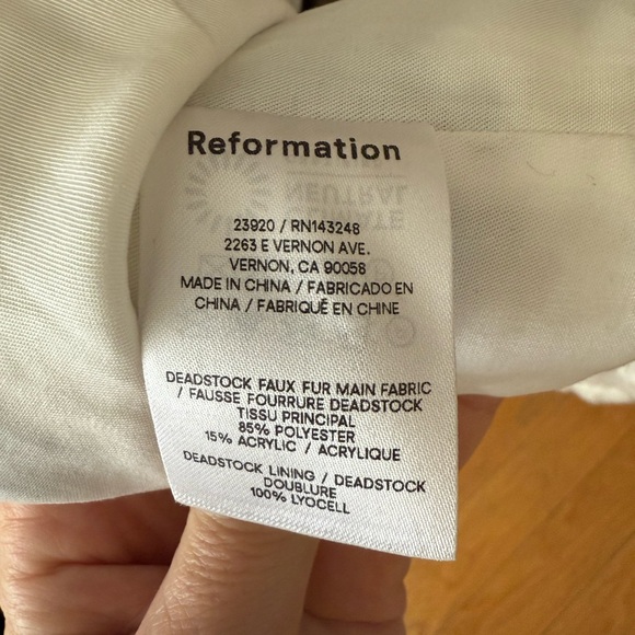 Reformation Black and White Teddy Jackets - Picture 4 of 4